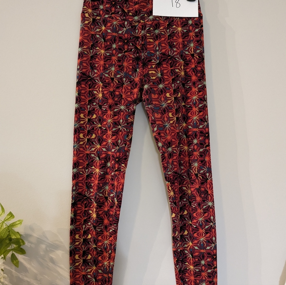 #18 LuLaRoe soft leggings